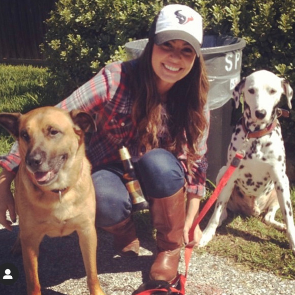 Meet your Posher, Erika - Picture 1 of 1